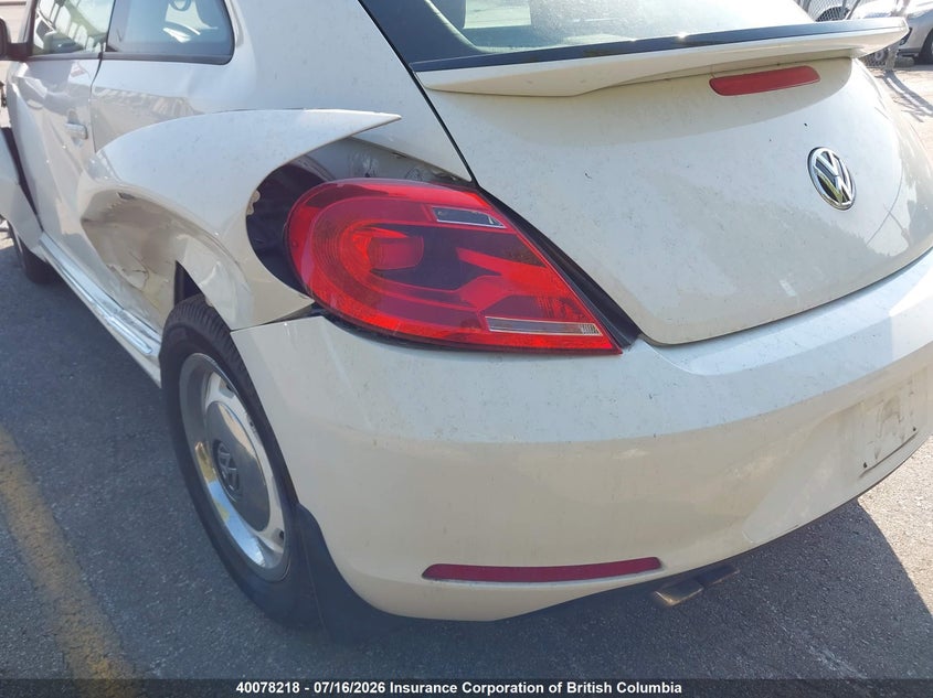2015 Volkswagen Beetle 1.8T VIN: 3VWJ07AT8FM653023 Lot: 40078218
