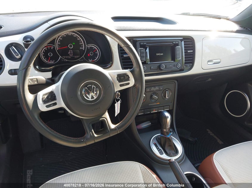 2015 Volkswagen Beetle 1.8T VIN: 3VWJ07AT8FM653023 Lot: 40078218