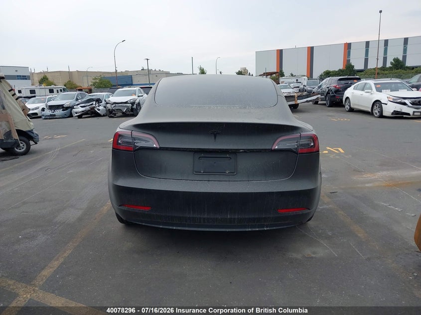 2022 Tesla Model 3 VIN: 5YJ3E1EA5NF352537 Lot: 40078296