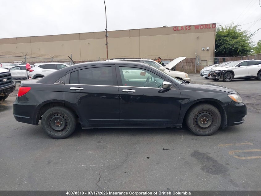 2014 Chrysler 200 VIN: 1C3CCBAB3EN136802 Lot: 40078319