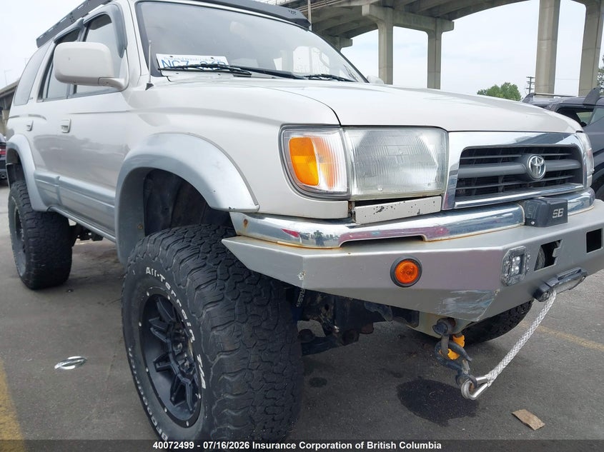1998 Toyota 4Runner Limited VIN: JT3HN87R6W0138033 Lot: 40072499