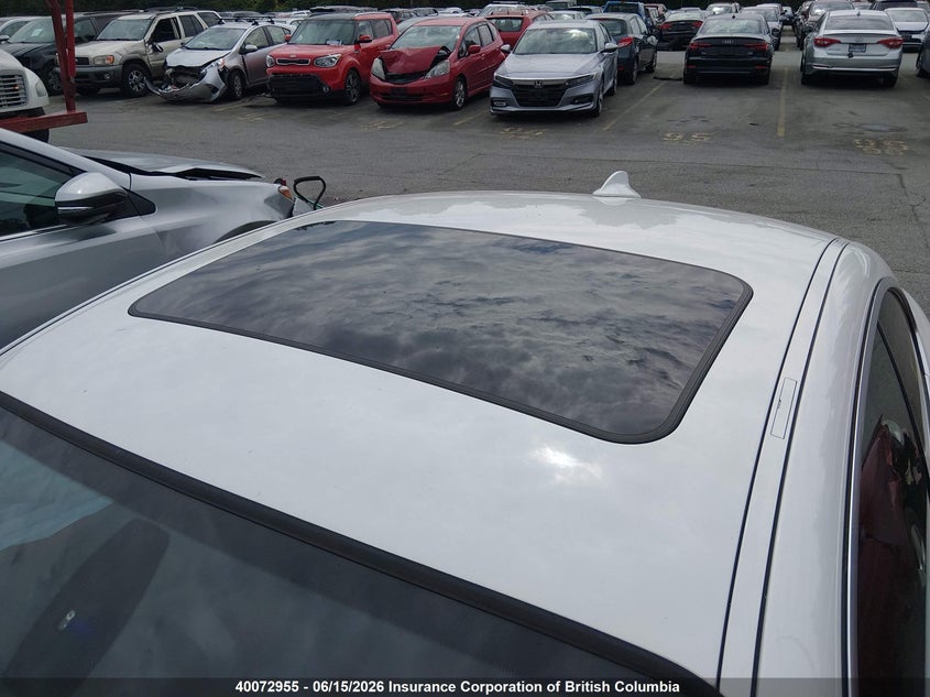 2011 BMW 128 I VIN: WBAUP7C52BVK77975 Lot: 40072955