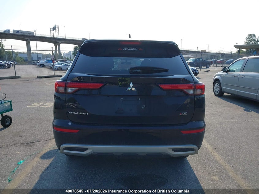 2023 Mitsubishi Outlander Le/Le Premium/Noir/Se/Sel VIN: JA4J4UA8XPZ609746 Lot: 40078545