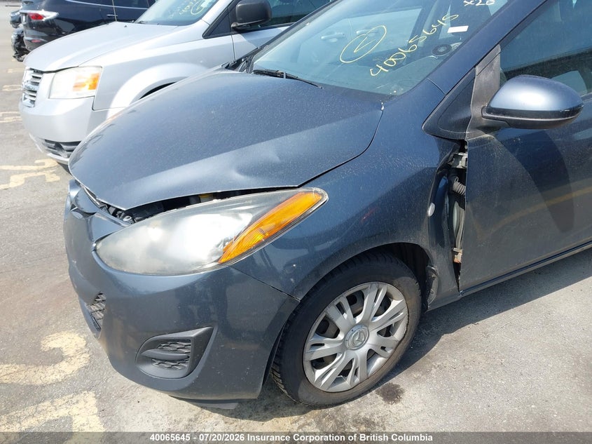2011 Mazda Mazda2 VIN: JM1DE1HY6B0102246 Lot: 40065645