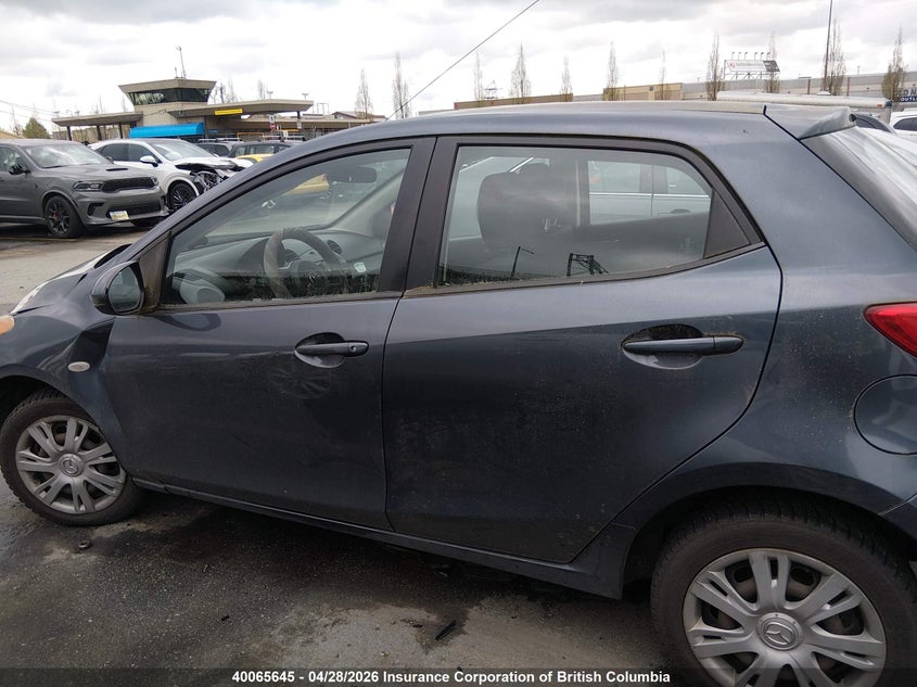 2011 Mazda Mazda2 VIN: JM1DE1HY6B0102246 Lot: 40065645
