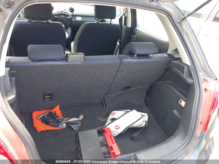 2011 Mazda Mazda2 VIN: JM1DE1HY6B0102246 Lot: 40065645