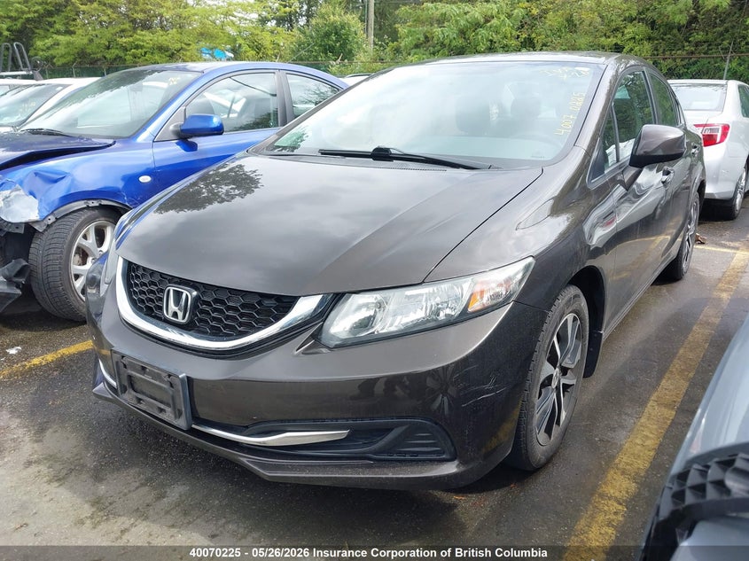 2013 Honda Civic, Right Side, IAAI, VIN 2HGFB2F58DH002066 — photo 2