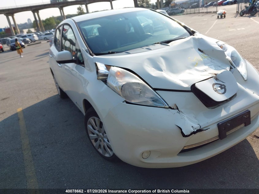 Vin: 1n4bz0cpxhc305402, lot: 30095322, nissan leaf 2017 img_1