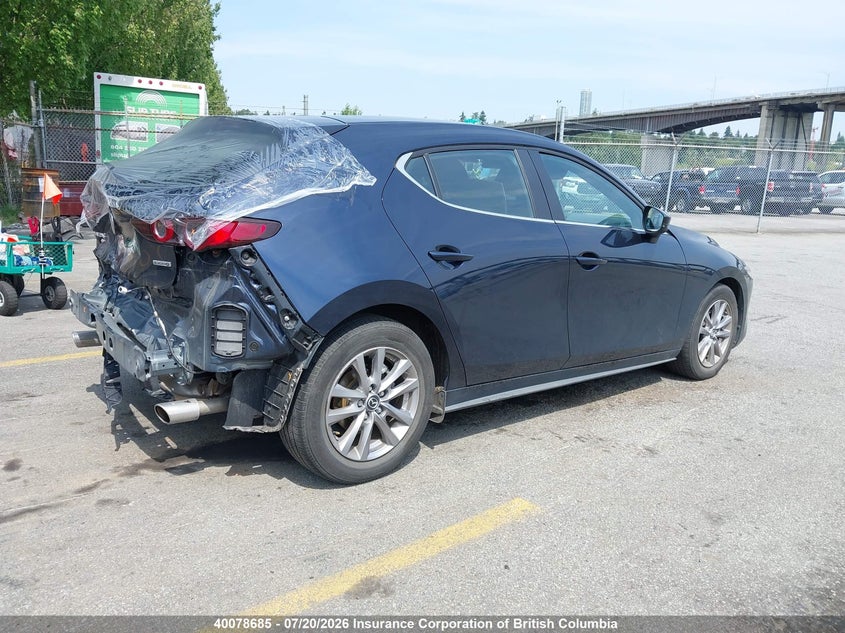 Vin: jm1bpbll8m1304098, lot: 30095370, mazda mazda3 gs 20214