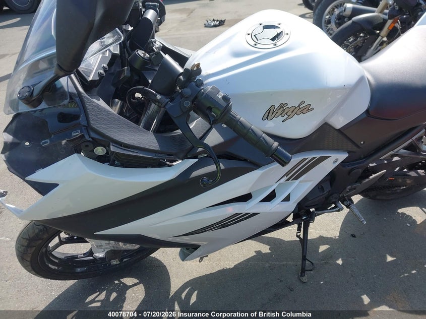 2017 Kawasaki Ex300 A VIN: JKAEX8A19HDA33183 Lot: 40078704