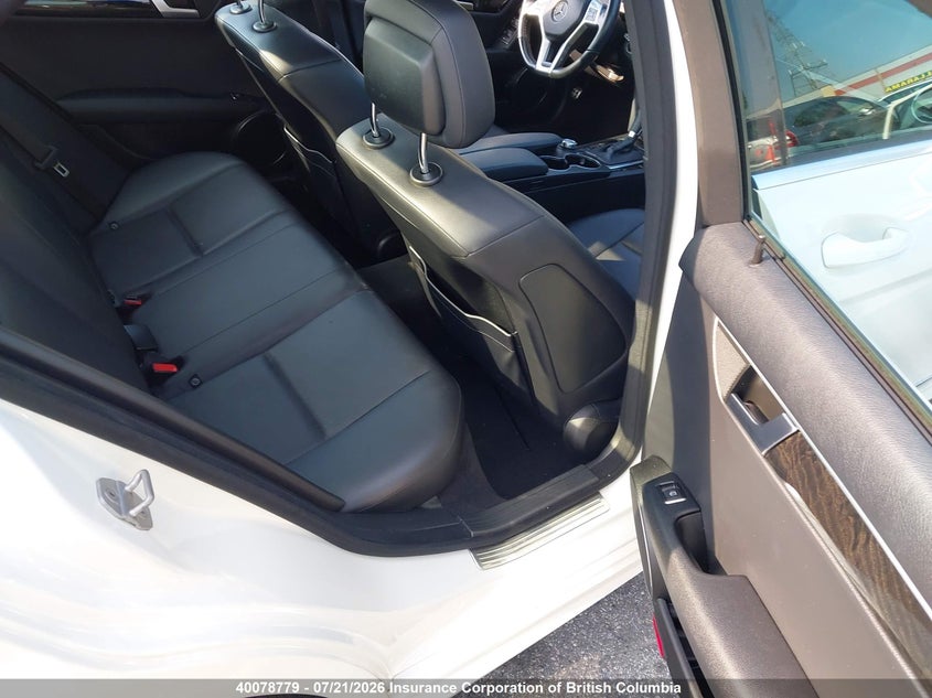 2012 Mercedes-Benz C 300 4Matic VIN: WDDGF8BB0CA729033 Lot: 40078779