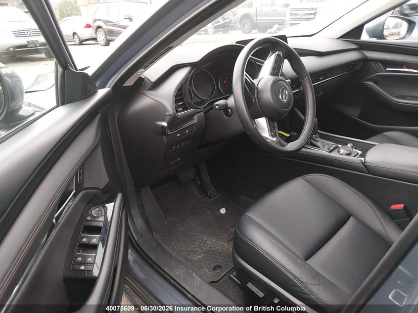 2025 Mazda 3 Preferred VIN: JM1BPACM2S1765958 Lot: 40075609