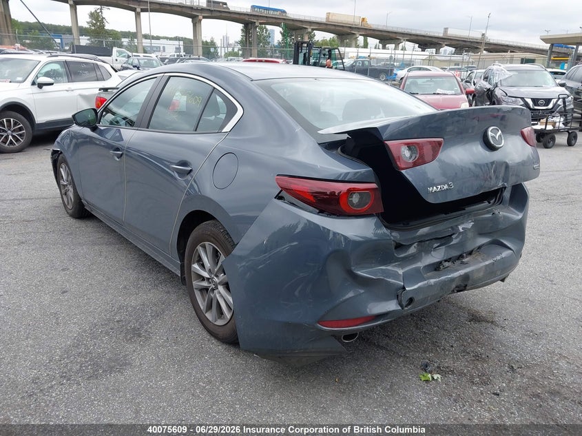 2025 Mazda 3 Preferred VIN: JM1BPACM2S1765958 Lot: 40075609