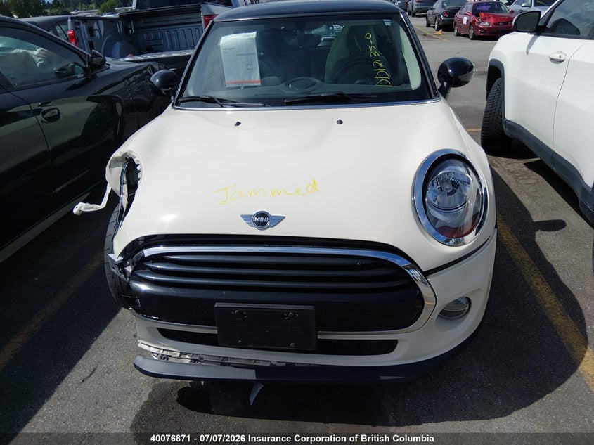 2016 Mini Cooper VIN: WMWXP5C50G2D13627 Lot: 40076871