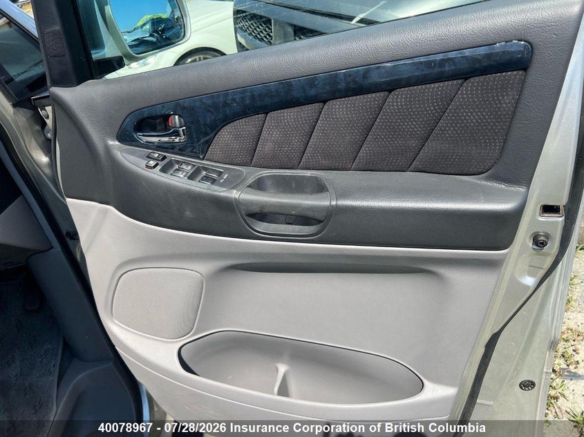 2003 TOYOTA ALPHARD N/A N/A