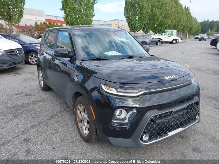 Vin: kndj33au6n7176015, lot: 30096022, kia soul 2022 img_1