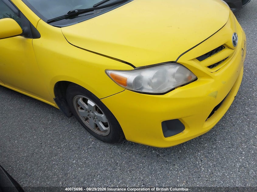 Vin: 2t1bu4ee2cc770820, lot: 30096057, toyota corolla s/le 2012 img_1