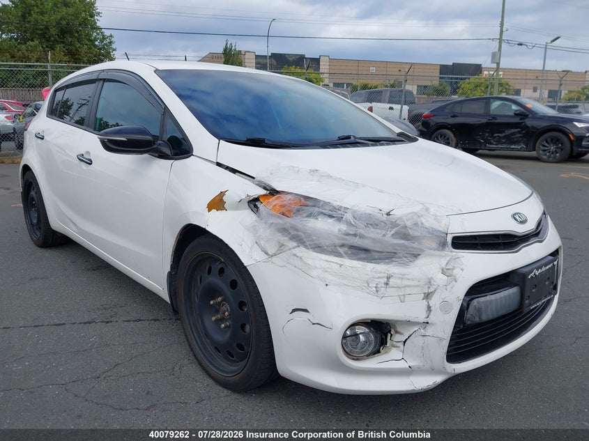 Vin: knafz5a32e5225324, lot: 30096089, kia forte 2014 img_1