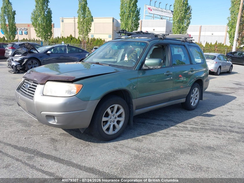2006 Subaru Forester, Удар спереди, IAAI, VIN JF1SG65686H739847 — фото 2