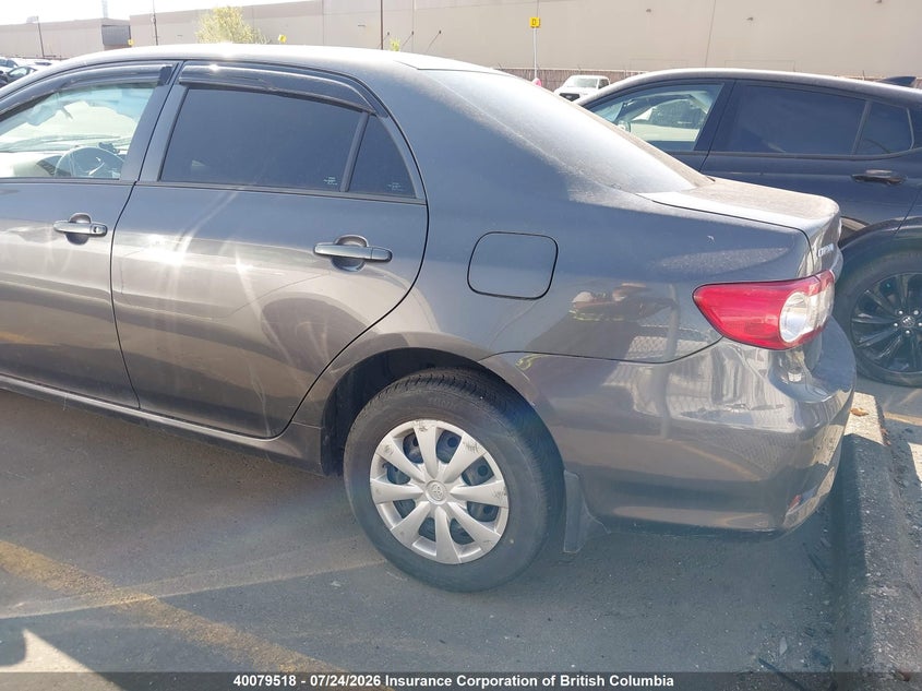 Vin: 2t1bu4ee7cc830655, lot: 30096386, toyota corolla s/le 20123