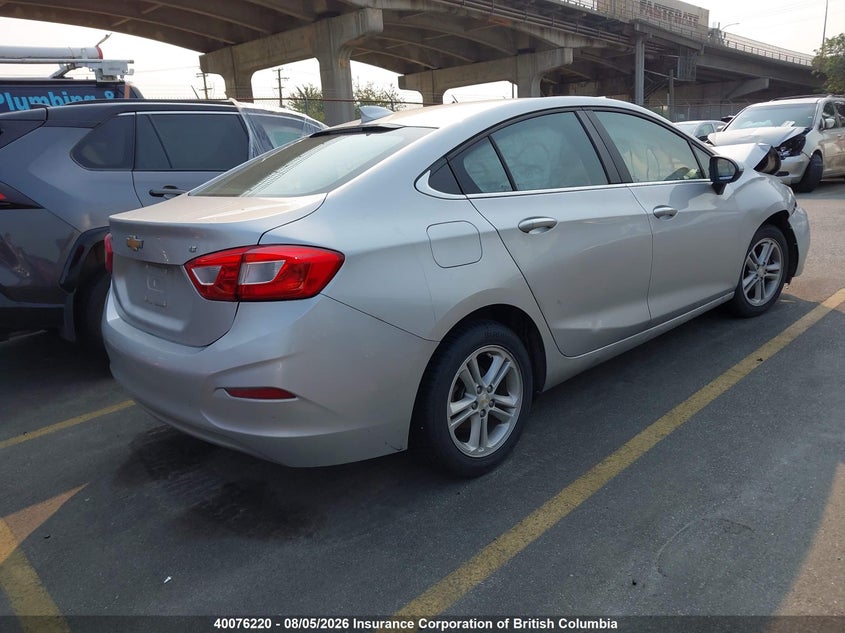 Vin: 3g1be5sm8hs538966, lot: 30096597, chevrolet cruze lt 20174
