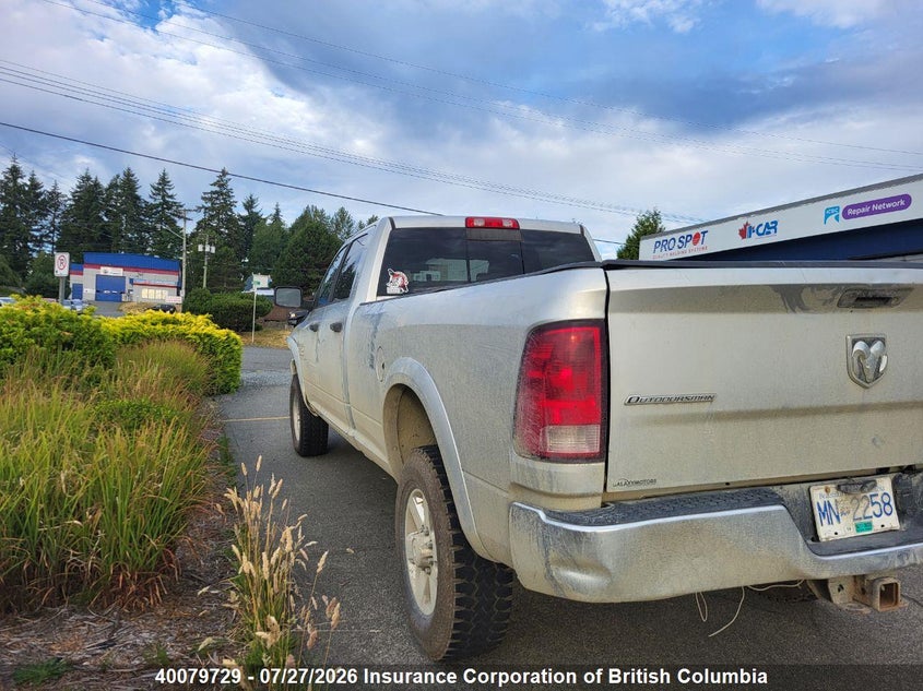 Vin: 3c6tr5jt0fg600182, lot: 30096636, ram 2500 slt 20153