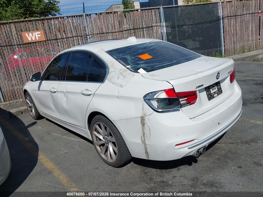 Vin: wba8d9c30ha012475, lot: 30096811, bmw 330 xi 20173