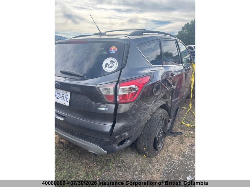 Vin: 1fmcu9g92hua56032, lot: 30096937, ford escape se 20173