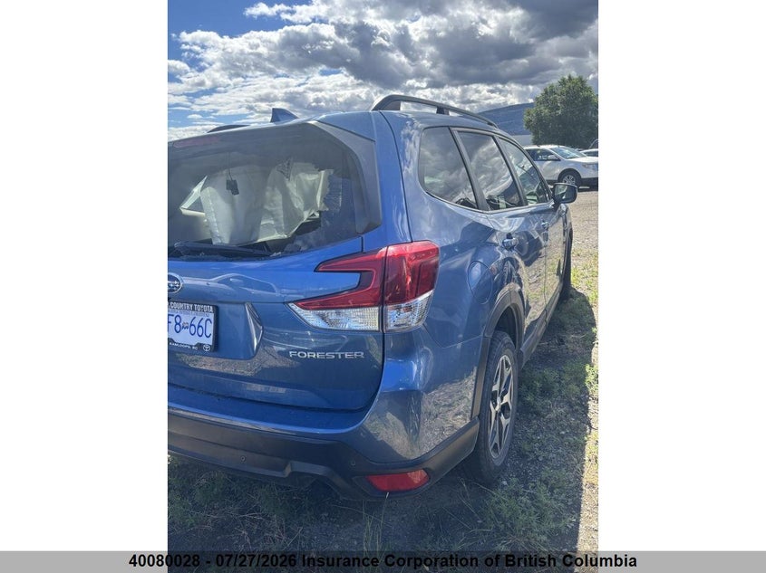 Vin: jf2skegc1kh438323, lot: 30096972, subaru forester premium 20193