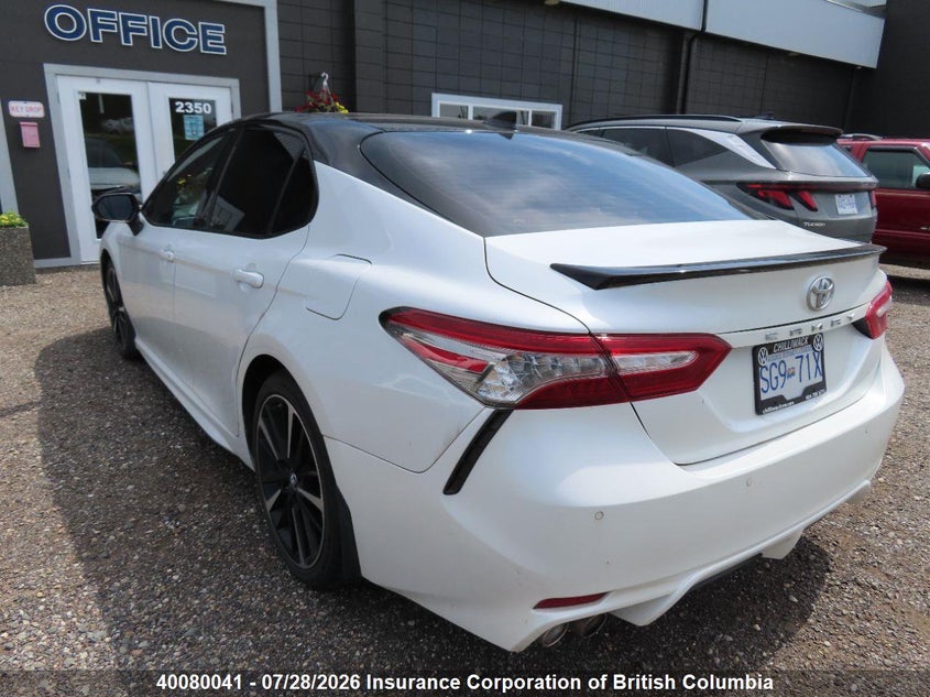 Vin: 4t1bz1hk8ju019136, lot: 30096986, toyota camry 20184