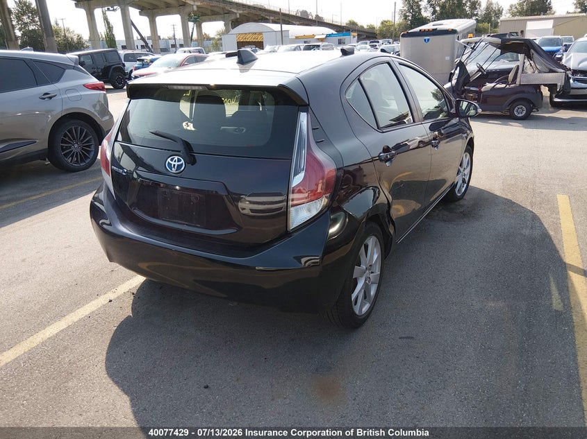 Vin: jtdkdtb32g1127701, lot: 30097064, toyota prius c 20164