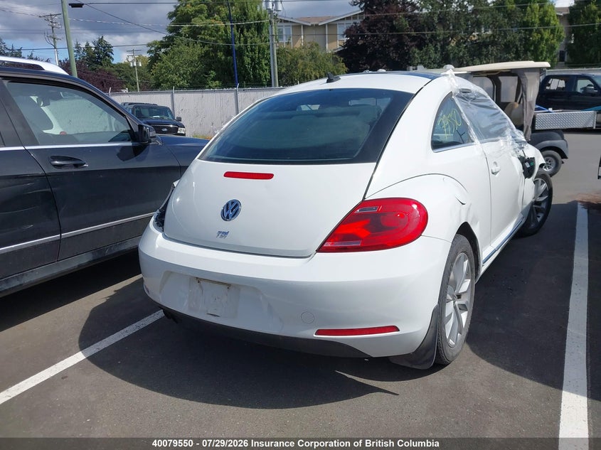 Vin: 3vwjl7at0em642104, lot: 30097592, volkswagen beetle 20144