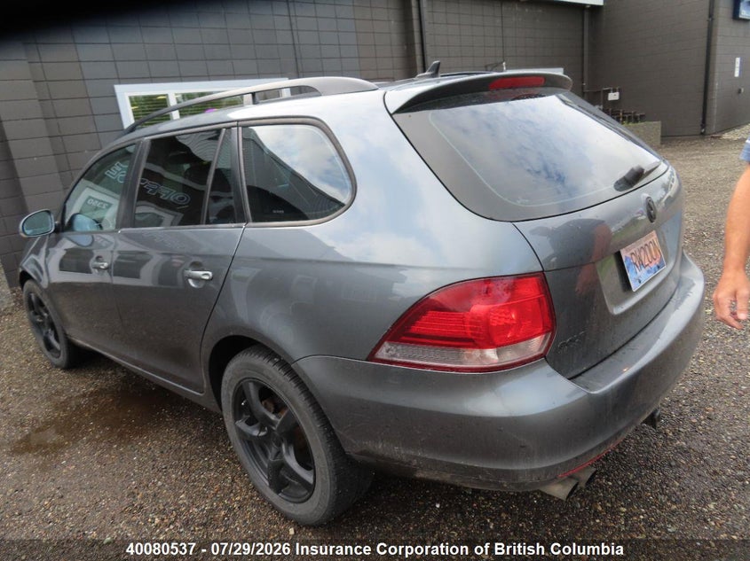 Vin: 3vwml7aj1cm676691, lot: 30097623, volkswagen golf 20124