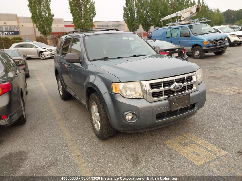 Vin: 1fmcu9dg6akc21200, lot: 30097738, ford escape xlt 2010 img_1