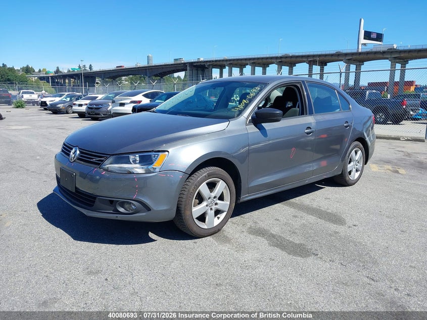 Vin: 3vw2k7aj4bm074084, lot: 30097810, volkswagen jetta 20112
