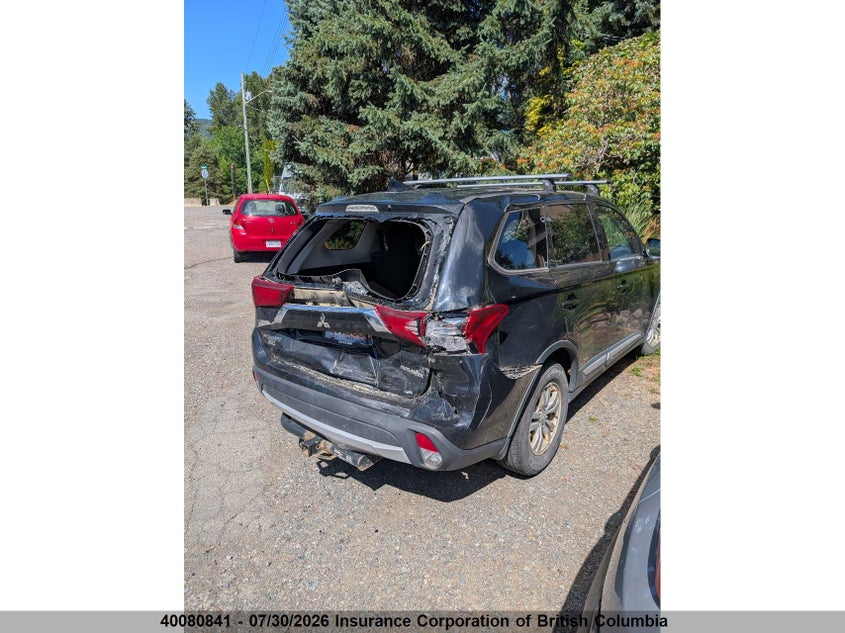 Vin: ja4az2a32hz606187, lot: 30097979, mitsubishi outlander es 20174