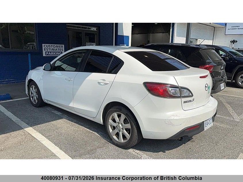 Vin: jm1bl1uf6b1435400, lot: 30098093, mazda 3 mazda gx 20113