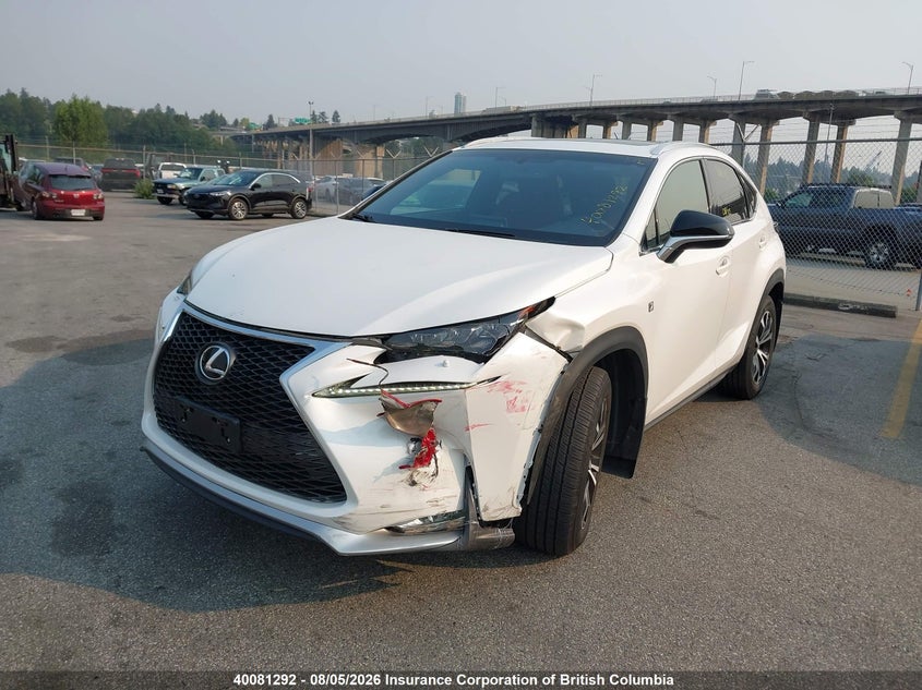 2022 Honda Passport, Left Front, IAAI, VIN 5FNYF7H56NB006016 — photo 2