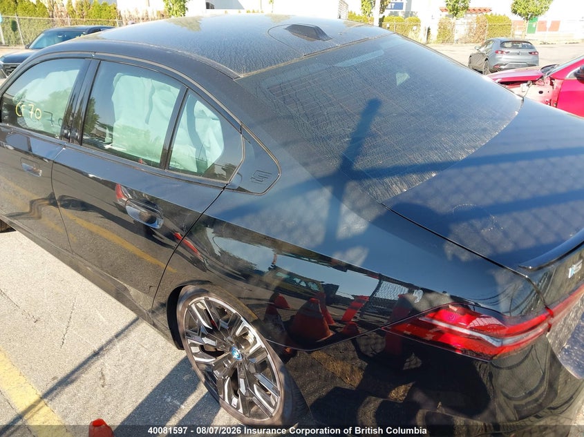 Vin: wby43fk07rcr25913, lot: 30098899, bmw i5 20243