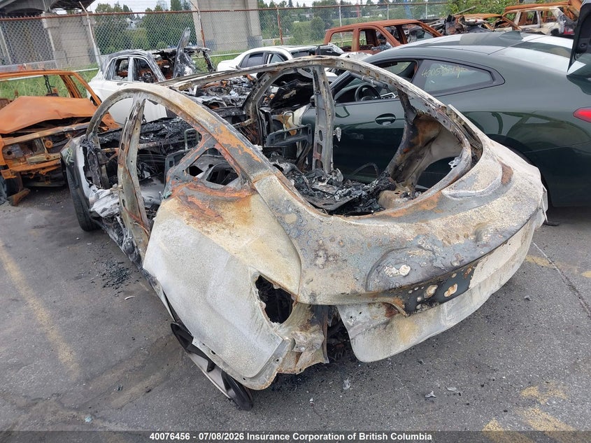 Vin: lrw3e1eb3pc843632, lot: 30098908, tesla model 3 20233
