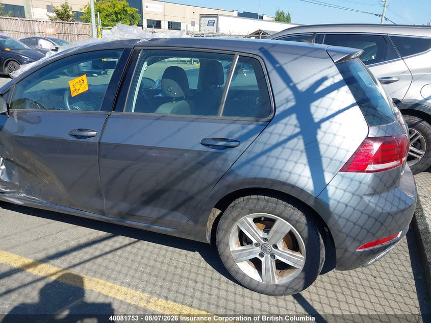 Vin: 3vwg57au3mm003081, lot: 30099082, volkswagen golf 20213