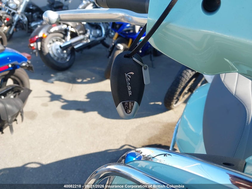 2026 VESPA GTS BIKE 1