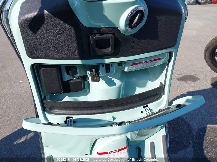 2026 VESPA GTS BIKE 1
