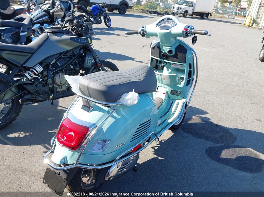 2026 VESPA GTS BIKE 1