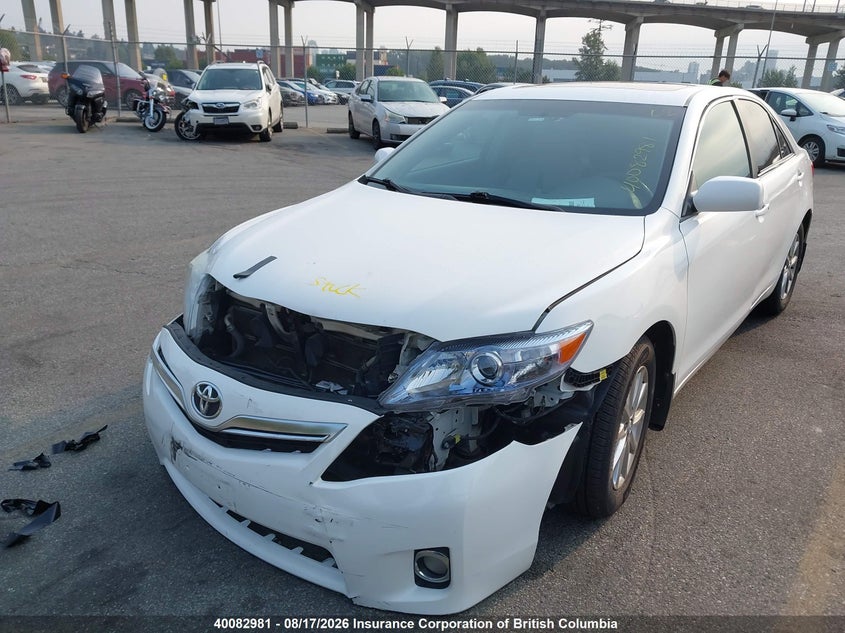 2011 Toyota Camry, Front, IAAI, VIN 4T1BB3EK8BU127262 — photo 2