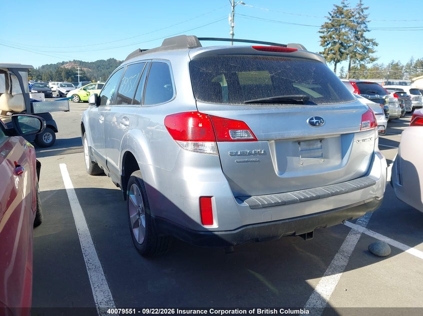 Vin: 4s4brggc9d3302782, lot: 30101197, subaru outback 2.5i premium 20133