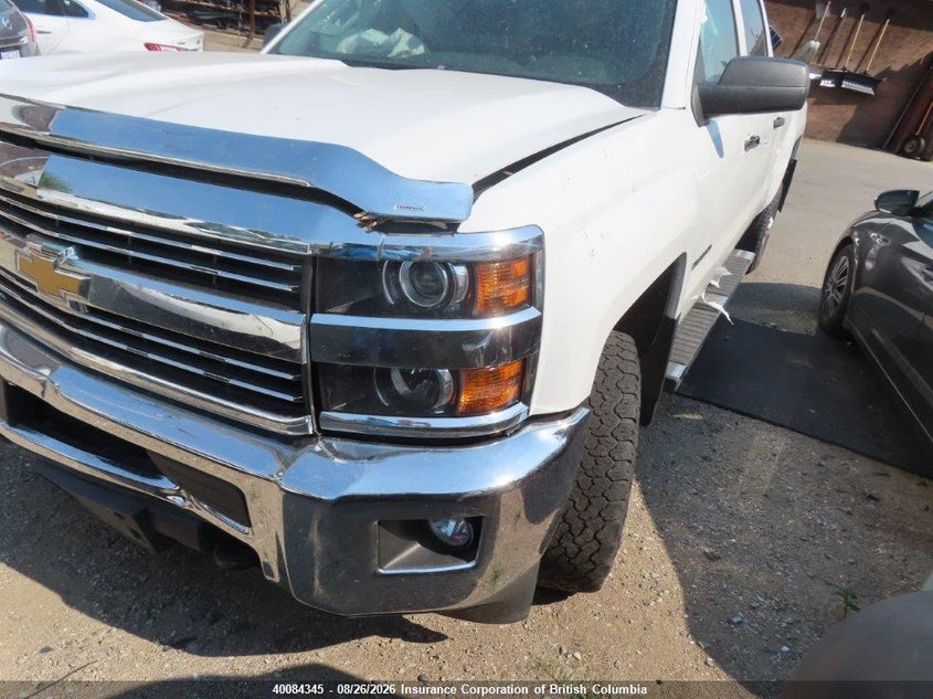 2015 Chevrolet Silverado, Удар спереду, IAAI, VIN 1GC1KVEG5FF117970 — фото 2