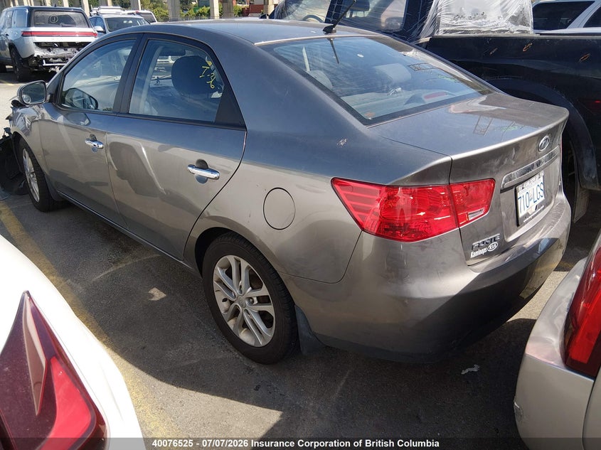 Vin: knafu4a21c5468264, lot: 30102321, kia forte ex 20123