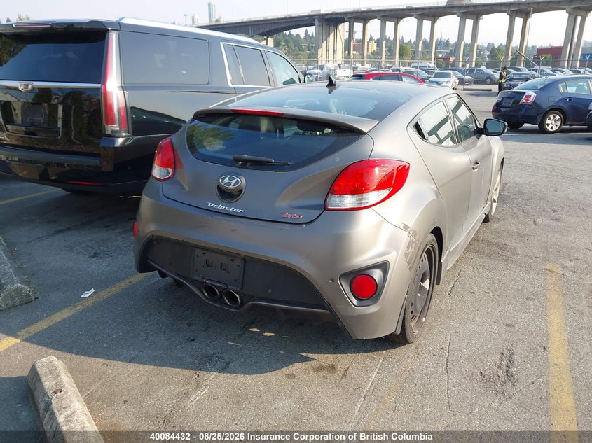 Vin: kmhtc6ae4du180093, lot: 30102376, hyundai veloster turbo w/matte grey 20134