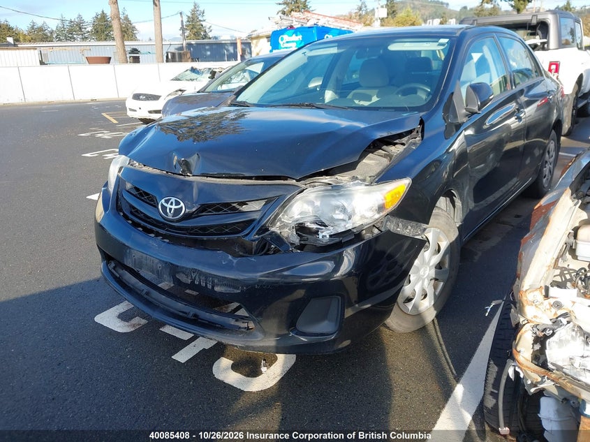 Vin: 2t1bu4ee6dc921854, lot: 30103567, toyota corolla s/le 20132